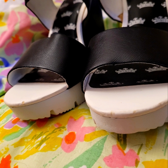 Juicy Couture Trish Wedges Heels - Picture 10 of 10